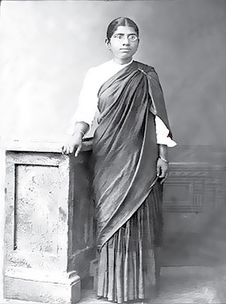 446px Muthulakshmi Reddy ca 1912